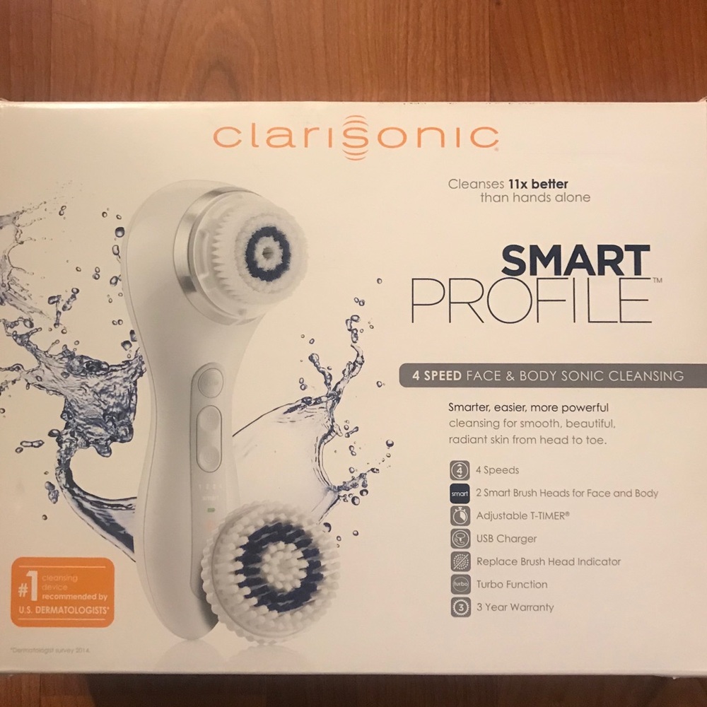 CLARISONIC 4-Speed face & body sonic cleanser